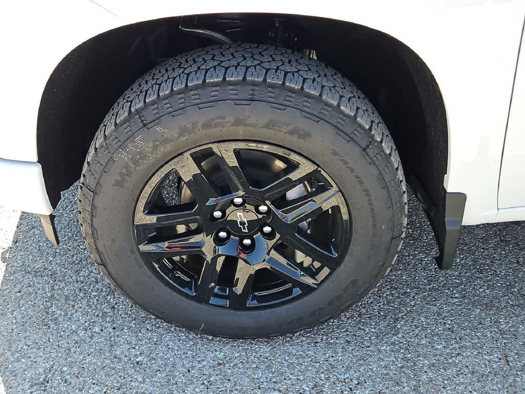 New 2026 Chevrolet Silverado 1500 RST w/ Z71 Off-Road Package AWD/4WD image 12