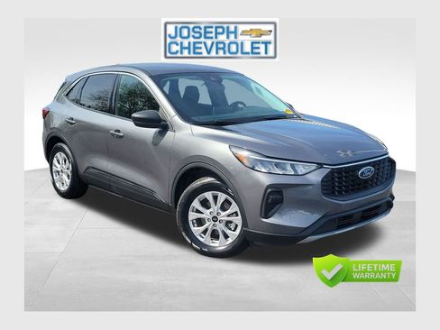 Used 2024 Ford Escape Active FWD image 1