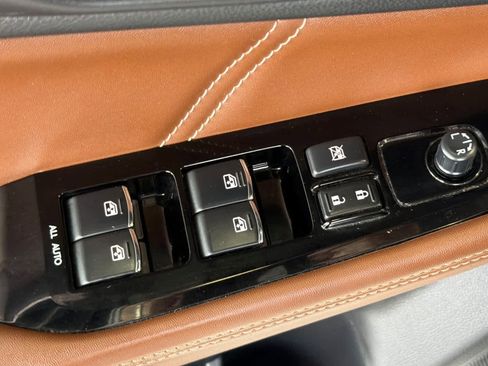 Used 2019 Subaru Outback 3.6R Touring w/ Popular Package #3A image 15