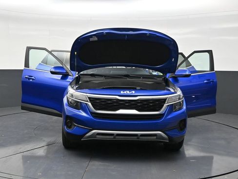 Used 2023 Kia Seltos EX image 33