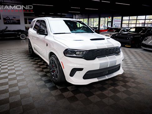 Used 2021 Dodge Durango SRT Hellcat w/ Premium Interior Group image 3