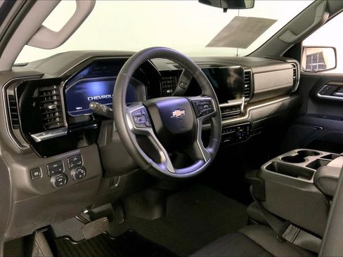 Used 2023 Chevrolet Silverado 1500 LT AWD/4WD image 14
