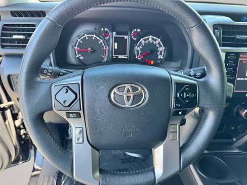 Used 2022 Toyota 4Runner SR5 RWD image 14