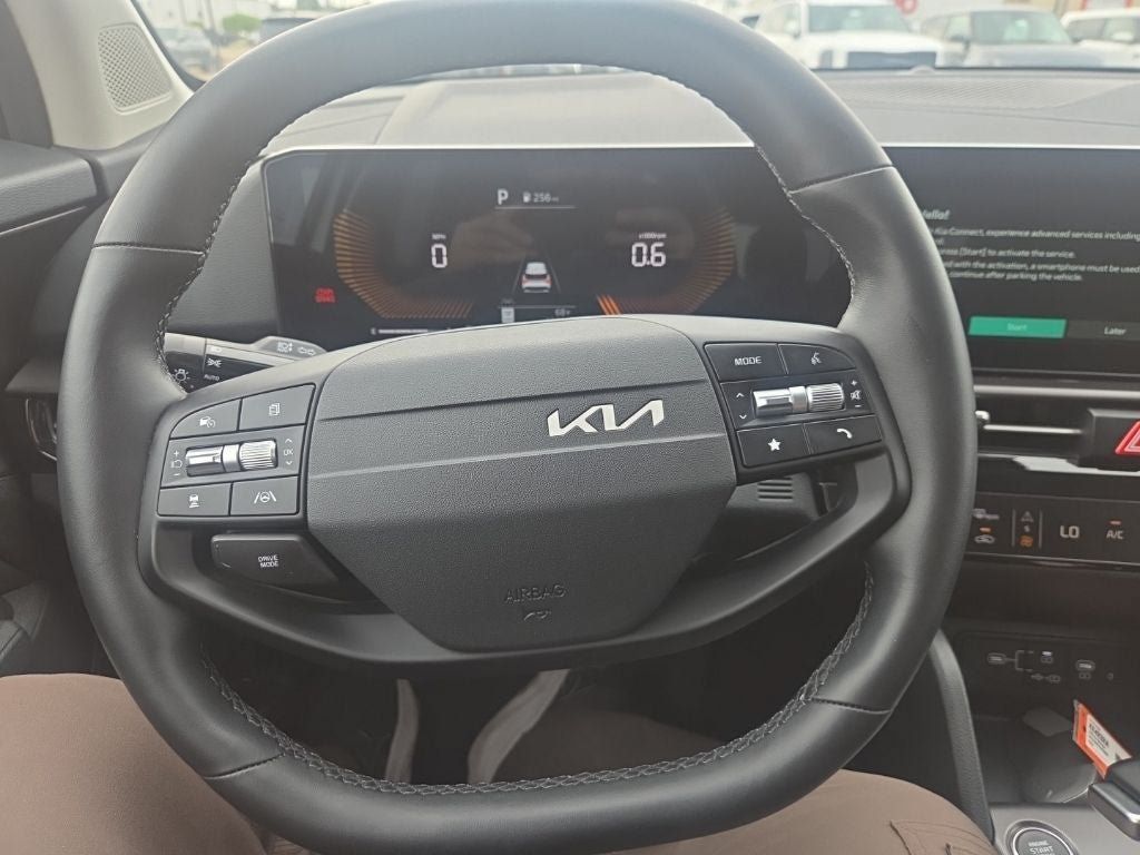 Used 2026 Kia Sportage EX FWD image 15