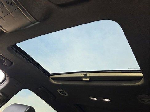 Certified 2023 Buick Enclave Avenir w/ Avenir Technology Package image 19