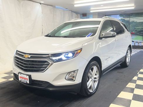 Used 2018 Chevrolet Equinox Premier AWD/4WD image 3