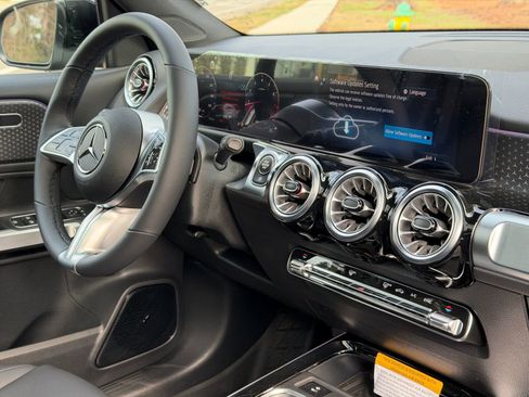 New 2026 Mercedes-Benz GLB 250 GLB 250 image 20