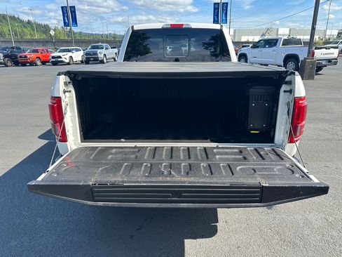 Used 2016 Ford F150 Platinum w/ Technology Package AWD/4WD image 11