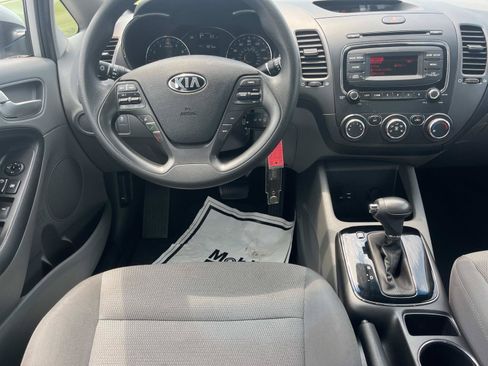 Used 2018 Kia Forte LX FWD image 12