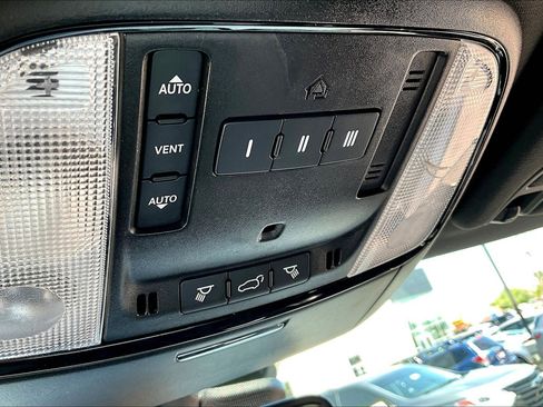Used 2024 Dodge Durango GT AWD/4WD image 41