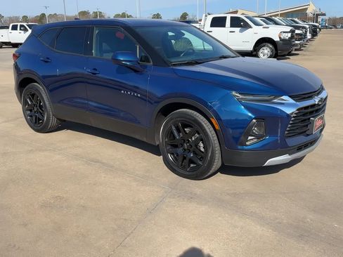 Used 2022 Chevrolet Blazer LT image 3