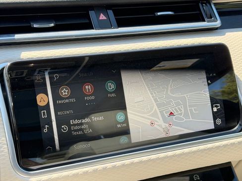 Used 2022 Land Rover Range Rover Velar R-Dynamic S image 17