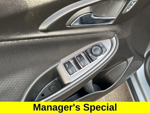 Used 2024 Chevrolet Malibu LS image 13