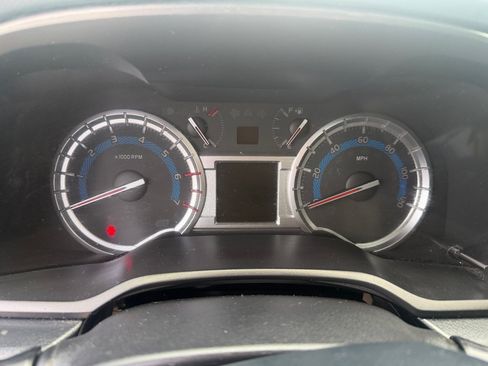 Used 2018 Toyota 4Runner SR5 Premium AWD/4WD image 30