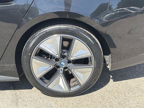 Used 2024 BMW i4 eDrive40 w/ Premium Package RWD image 6