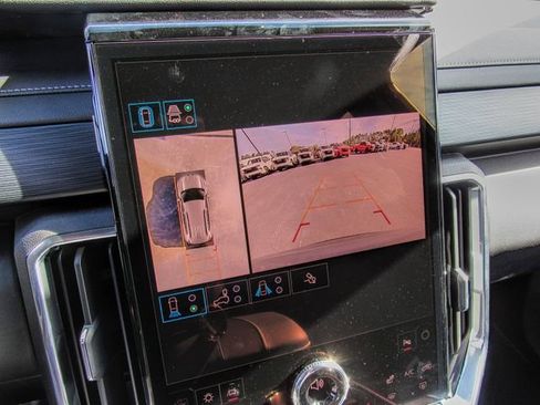 New 2026 GMC Acadia Elevation image 23