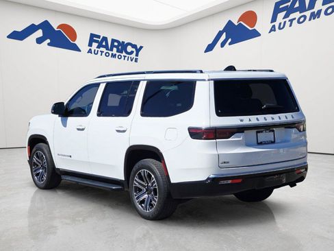 Used 2024 Jeep Wagoneer Series II AWD/4WD image 7