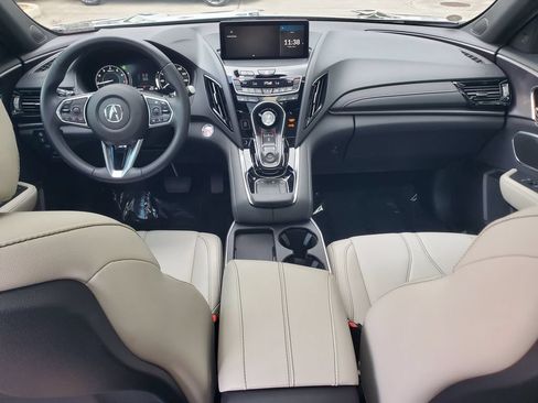 Used 2025 Acura RDX SH-AWD image 10