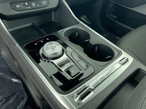 New 2027 Kia Carnival SX w/ Dark Edition Package FWD image 25