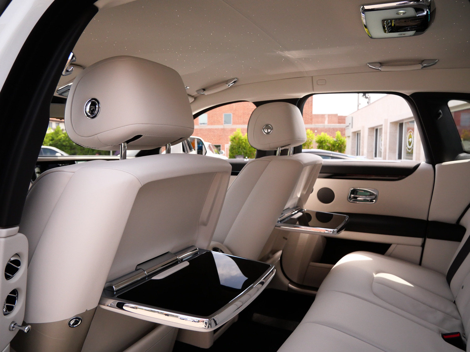 Certified 2025 Rolls-Royce Ghost AWD/4WD image 23