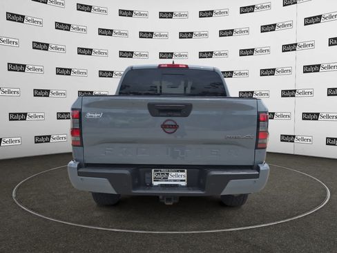 Used 2023 Nissan Frontier PRO-4X w/ Pro Convenience Package AWD/4WD image 5