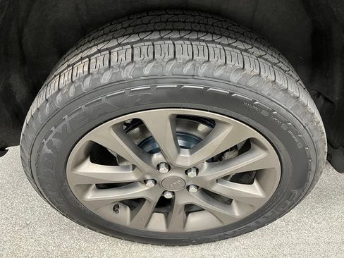 Used 2017 Jeep Grand Cherokee Limited 75th Anniversary AWD/4WD image 17