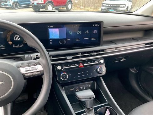 Used 2025 Hyundai Tucson SEL image 17