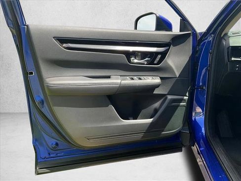 Used 2025 Honda CR-V EX-L image 17