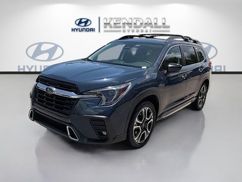 Used 2024 Subaru Ascent Touring AWD/4WD image 3