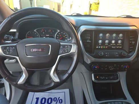 Used 2021 GMC Acadia SLT image 13