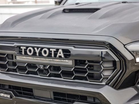 Used 2025 Toyota Tacoma TRD Pro image 6