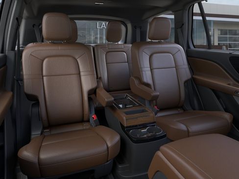 New 2026 Lincoln Aviator Reserve AWD/4WD image 11