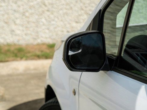 Used 2023 Ford Transit Connect XL image 39