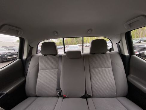Used 2020 Toyota Tacoma SR5 AWD/4WD image 27