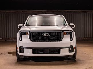 Used 2025 Ford Maverick Lobo video 2