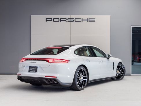 Certified 2023 Porsche Panamera 4 Platinum Edition image 7