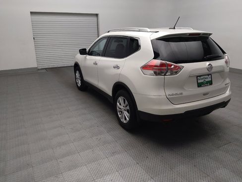Used 2015 Nissan Rogue SV image 5
