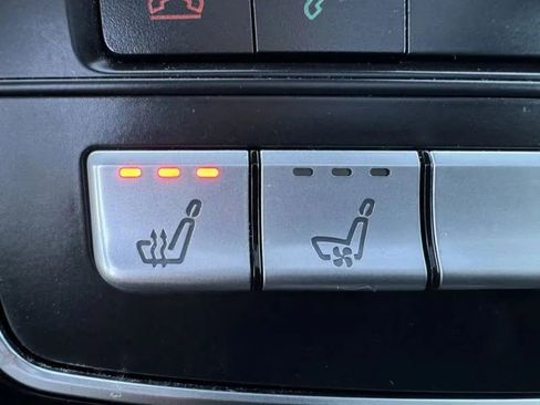 Used 2018 Mercedes-Benz GLE 43 AMG 4MATIC image 36