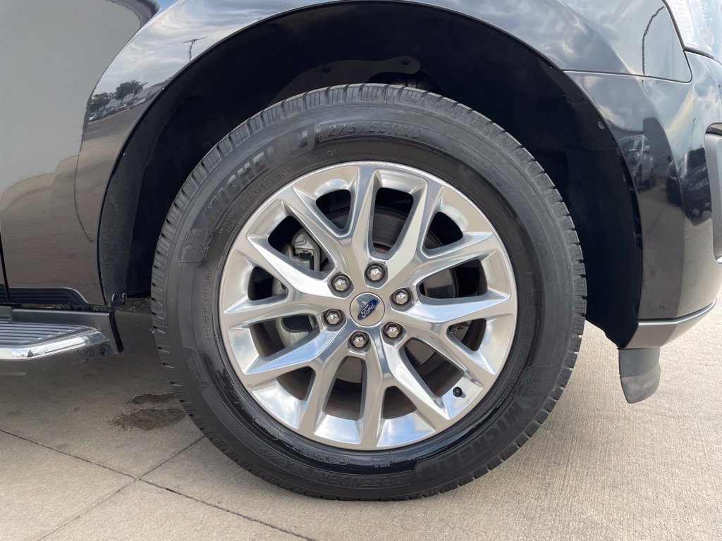 Used 2020 Ford Expedition XLT w/ Equipment Group 202A RWD image 29