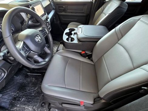 New 2026 RAM 5500 Tradesman w/ Chrome Appearance Group image 18