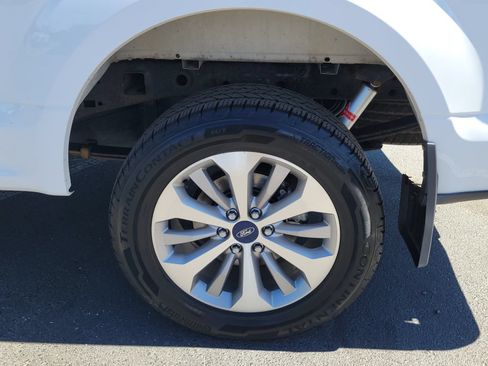 Used 2018 Ford F150 XL w/ Equipment Group 101A Mid AWD/4WD image 14