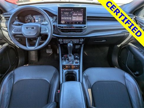 Used 2023 Jeep Compass Trailhawk image 13