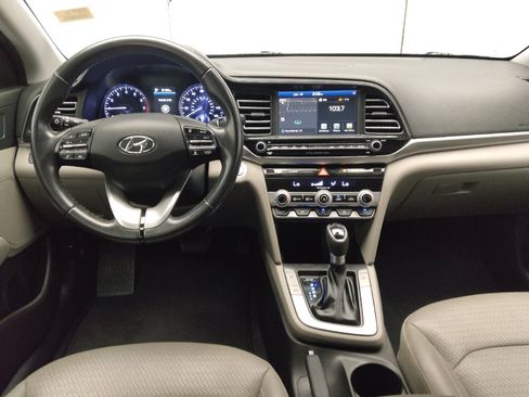 Used 2020 Hyundai Elantra Limited w/ Ultimate Package 03 FWD image 22