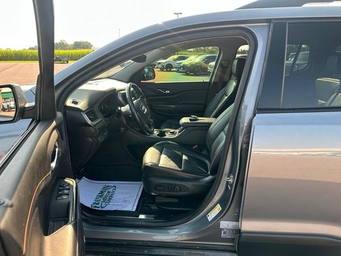 Used 2021 GMC Acadia AT4 w/ GMC Pro Grade Package AWD/4WD image 10