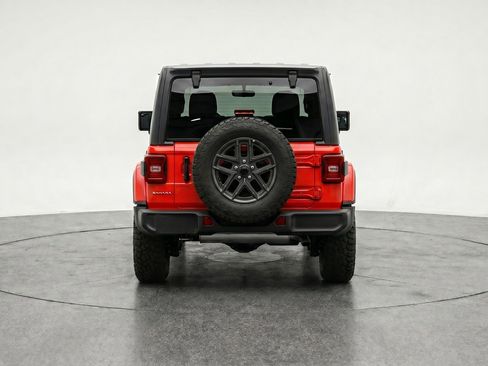 Used 2025 Jeep Wrangler Unlimited Sport AWD/4WD image 7