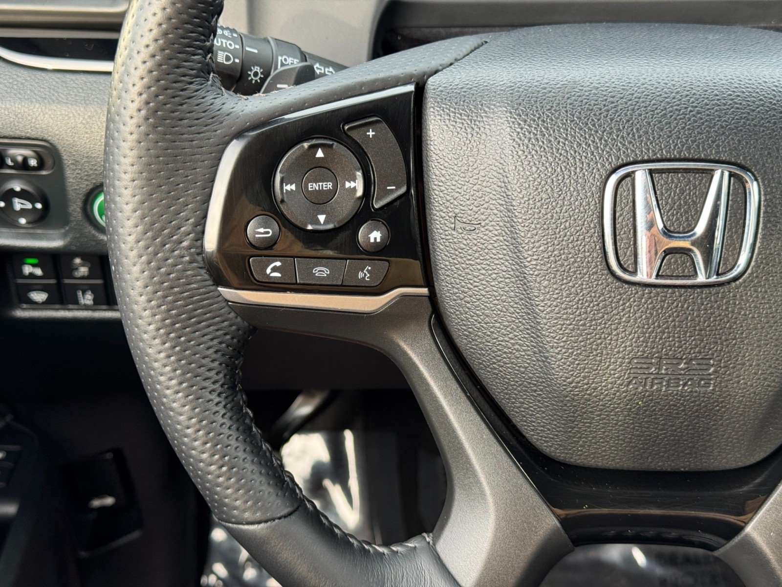 Used 2023 Honda Passport Elite image 21