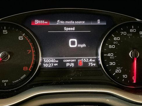 Used 2022 Audi Q5 2.0T Premium AWD/4WD image 24