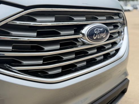 Used 2024 Ford Edge SEL AWD/4WD image 3