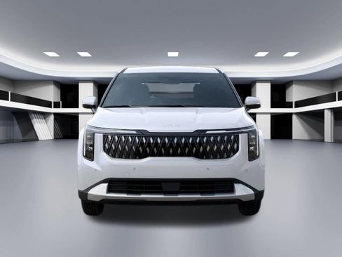 New 2026 Kia Carnival LX FWD image 2