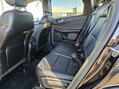 Used 2022 Ford Escape SEL image 23